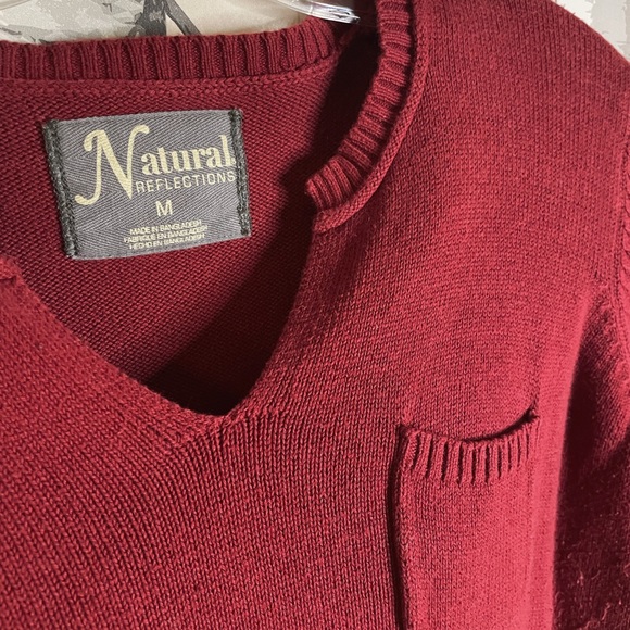 Natural Reflections. Size M. Wool. Burgundy/Red - Picture 2 of 3
